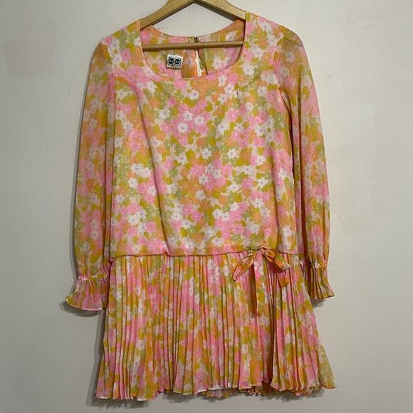 Vintage60s Mod Flower Child Long Sleeve Pleated Mini Dress Rare Size 6/8 - Picture 3 of 12